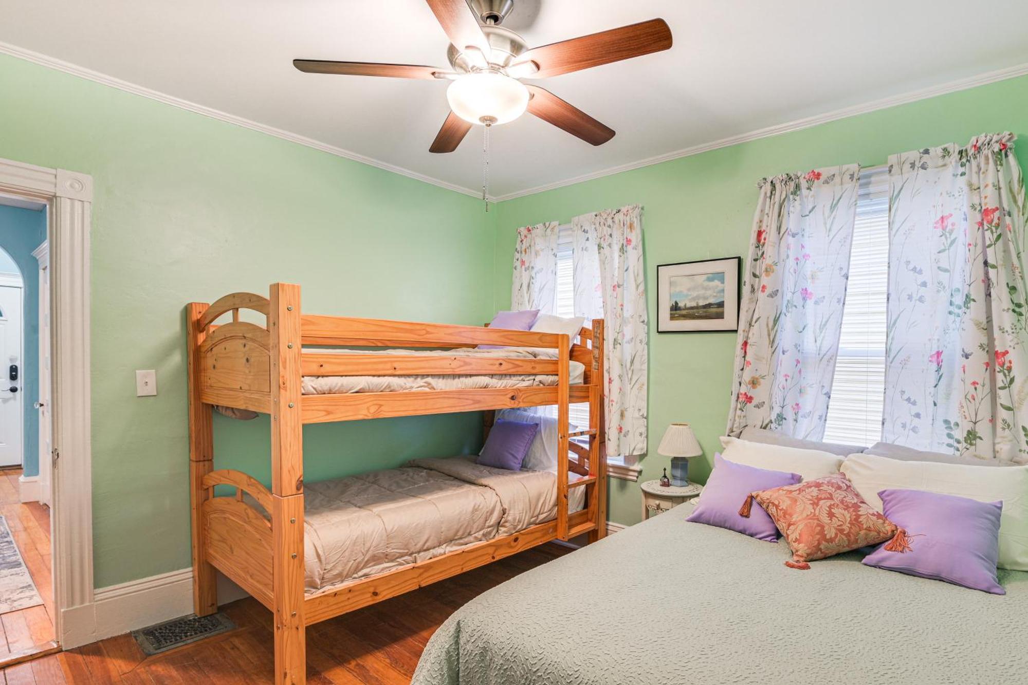 Medford Apartment Rental, 5 Mi To Downtown Boston Exterior foto